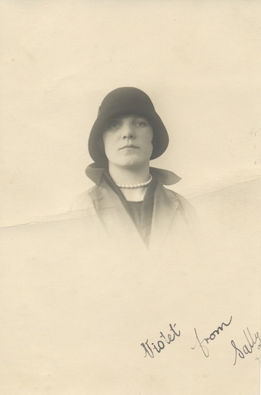 Sally (Walter GREENHAM's wife)